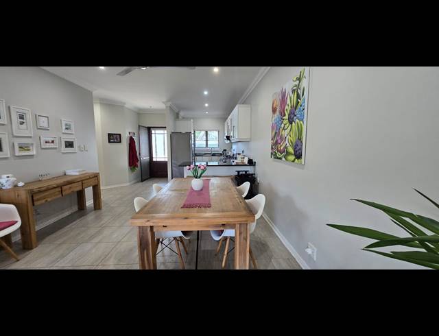 2 BEDROOM TOWNHOUSE FOR SALE IN SIMBITHI ECO ESTATE